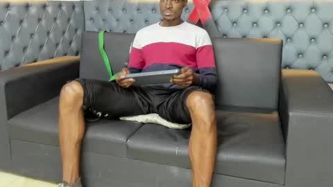 Snapshot of terranze_z chatting on October 14, 3:35 am terranze_z online show from October 14, 3:35 am