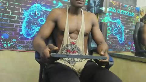 terranze_z online show from May 10, 12:39 pm