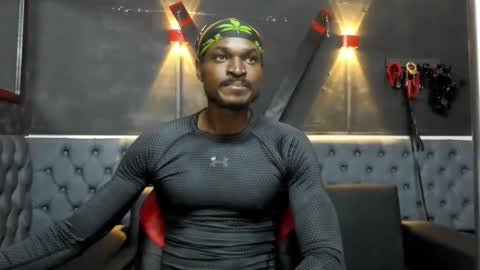 terry_zyzz online show from February 18, 7:44 pm