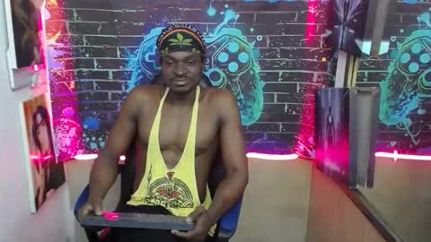 terry_zyzz online show from May 1, 12:19 pm
