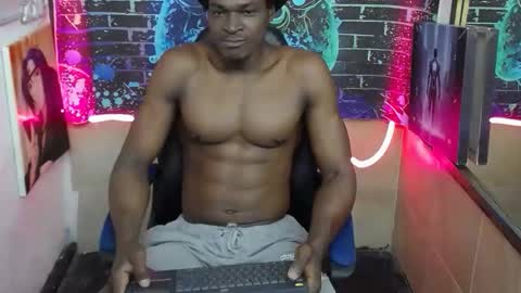 terry_zyzz online show from May 20, 12:01 pm