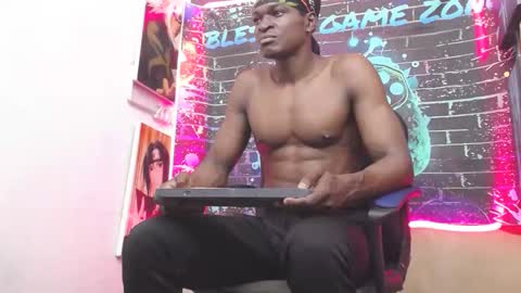 terry_zyzz online show from May 6, 1:11 pm