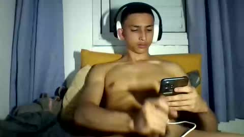 tesaoinfinito0 online show from February 17, 1:59 am