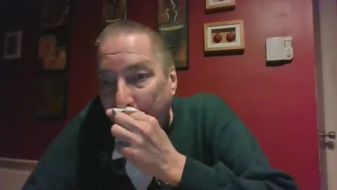 Snapshot of tetuo2 chatting on February 8, 12:06 am tetuo2 online show from February 8, 12:06 am