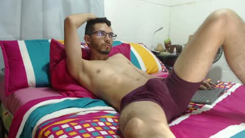 INSTAGRAM   Th1rss online show from June 1, 9:04 pm