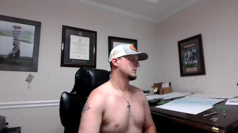 Snapshot of thagoodlife23 chatting on September 22, 4:45 am thagoodlife23 online show from September 22, 4:45 am