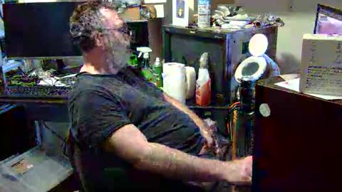 Snapshot of thang5545 chatting on October 23, 3:21 am thang5545 online show from October 23, 3:21 am