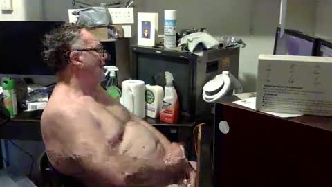 Snapshot of thang5545 chatting on October 16, 3:47 am thang5545 online show from October 16, 3:47 am