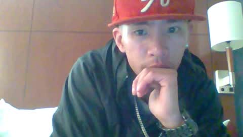 thataznguy303 online show from December 22, 8:33 am