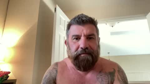 ThatGuyBearded online show from January 4, 4:54 pm