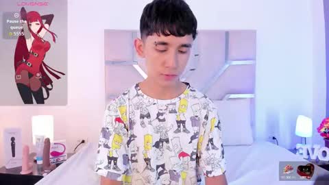 Snapshot of thayler_jones chatting on September 20, 11:32 am Thayler online show from September 20, 11:32 am
