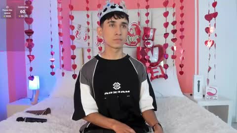 Snapshot of thayler_jones chatting on February 7, 11:23 am Thayler online show from February 7, 11:23 am