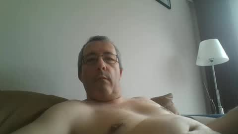 Snapshot of thcalo3 chatting on February 5, 11:34 am thcalo online show from February 5, 11:34 am