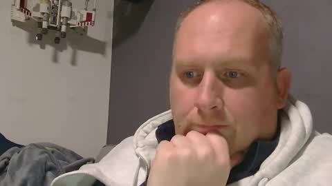 the007146368 online show from December 1, 4:54 pm