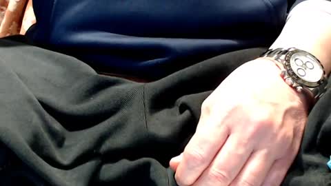 Snapshot of the1pocketrocket chatting on December 30, 7:21 pm the1pocketrocket online show from December 30, 7:21 pm