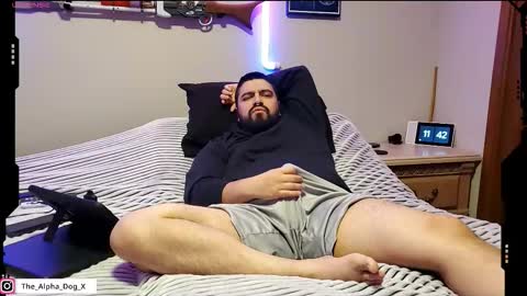 the_alpha_dog_xxx online show from February 5, 5:42 pm