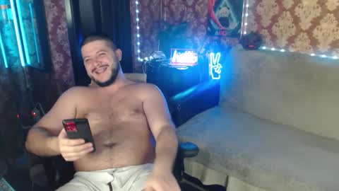 Snapshot of the_avengersgth chatting on October 23, 1:14 pm thor lord online show from October 23, 1:14 pm