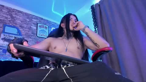 Master online show from March 3, 12:54 pm