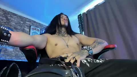 Master online show from March 8, 1:01 pm