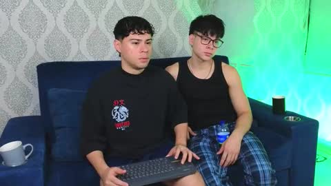 Ithan and Leo online show from September 24, 7:29 am