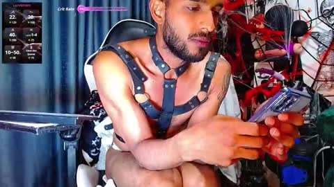 Snapshot of the_dog_lian chatting on October 13, 2:39 am the dog lian online show from October 13, 2:39 am