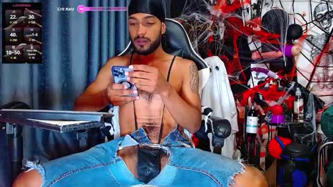 Snapshot of the_dog_lian chatting on October 14, 12:45 pm the dog lian online show from October 14, 12:45 pm