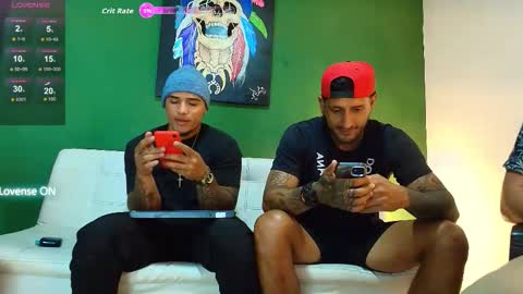 SCOTT  THEO  KAMERON  GENDERSON online show from October 17, 2:26 am