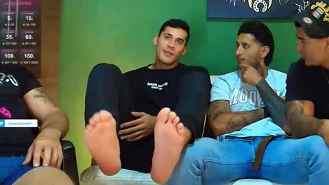 SCOTT  THEO  KAMERON  GENDERSON online show from October 16, 12:51 am