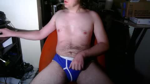 Snapshot of the_vintage_voyeur chatting on February 23, 8:00 am the_vintage_voyeur online show from February 23, 8:00 am