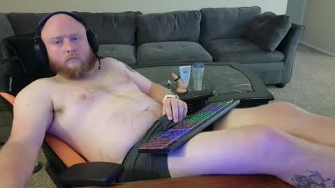 Snapshot of theballboy chatting on September 21, 11:16 pm theballboy online show from September 21, 11:16 pm