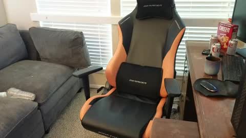 theballboy online show from April 11, 5:38 pm