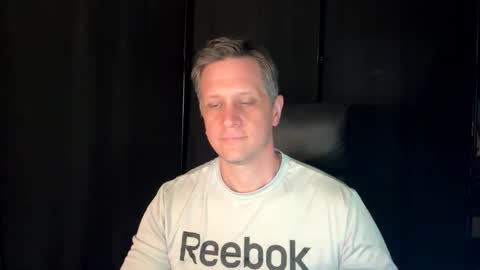ISABELLA  or MATT online show from June 8, 7:26 pm