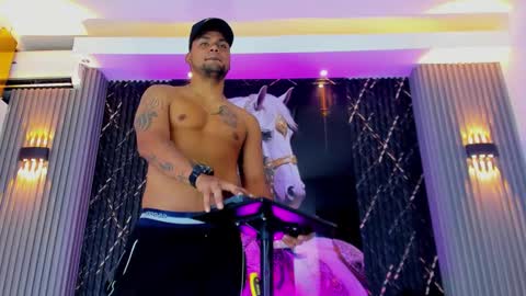 DEAN online show from January 8, 8:25 pm