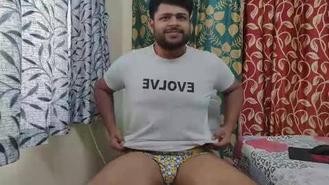 thecuteboyy online show from May 14, 5:38 am