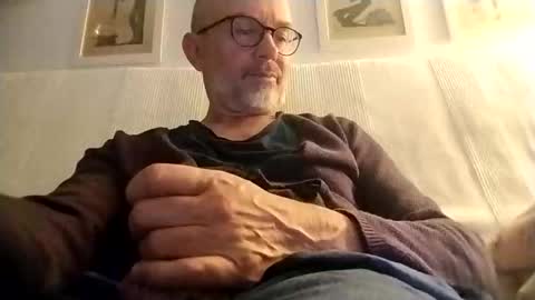 Venice man online show from October 26, 11:07 pm