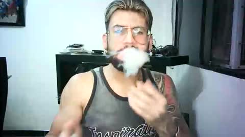 thedragonboyxxx online show from April 1, 4:58 am