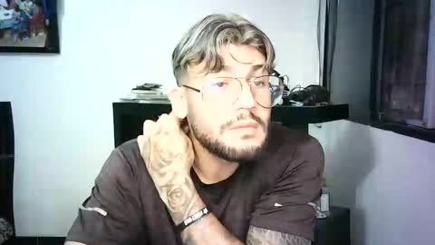 thedragonboyxxx online show from March 23, 4:07 am