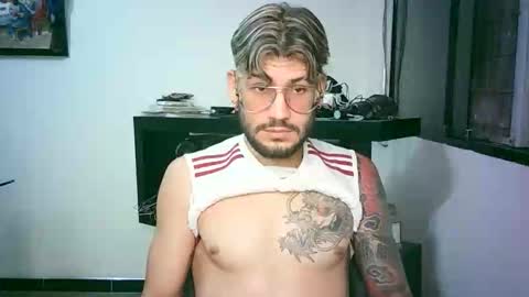 thedragonboyxxx online show from March 26, 5:22 am