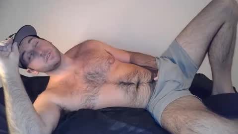 Theetwohander online show from November 8, 4:15 am