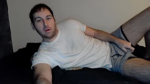 Snapshot of theetwohander chatting on January 20, 9:03 am Theetwohander online show from January 20, 9:03 am