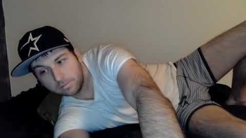 Snapshot of theetwohander chatting on January 15, 1:56 am Theetwohander online show from January 15, 1:56 am