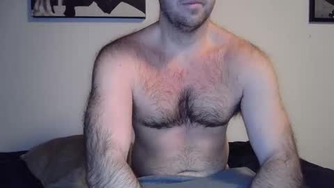 Snapshot of theetwohander chatting on February 21, 12:38 am Theetwohander online show from February 21, 12:38 am