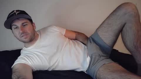 Theetwohander online show from April 24, 2:58 am