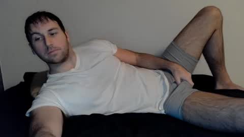 Snapshot of theetwohander chatting on December 30, 8:54 am Theetwohander online show from December 30, 8:54 am