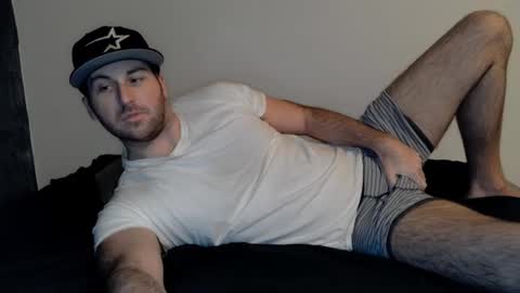 Snapshot of theetwohander chatting on February 12, 11:51 pm Theetwohander online show from February 12, 11:51 pm