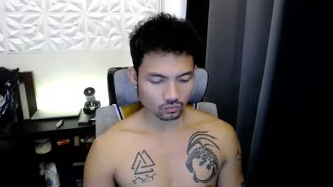 Snapshot of thefriskyasian chatting on October 2, 2:26 am Jaycee online show from October 2, 2:26 am