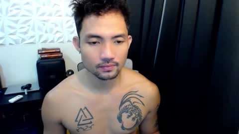 Snapshot of thefriskyasian chatting on September 15, 2:51 pm Jaycee online show from September 15, 2:51 pm