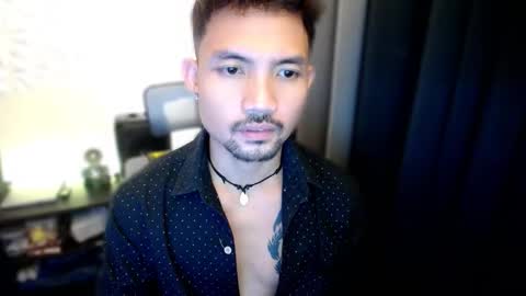 Snapshot of thefriskyasian chatting on October 8, 12:59 am Jaycee online show from October 8, 12:59 am