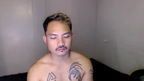 Snapshot of thefriskyasian chatting on January 23, 3:48 am Jaycee online show from January 23, 3:48 am