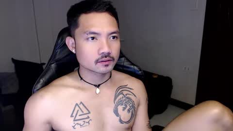 Snapshot of thefriskyasian chatting on January 5, 5:30 pm Jaycee online show from January 5, 5:30 pm